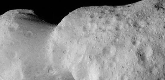 A NASA lenyűgöző felvételt készített egy 8 kilométer széles aszteroidáról, amelyet most testközelből csodálhatunk meg. Az űrhivatal szakértői a legmodernebb technológiát felhasználva hozták el számunkra ezt a különleges látványosságot, amely betekintést n