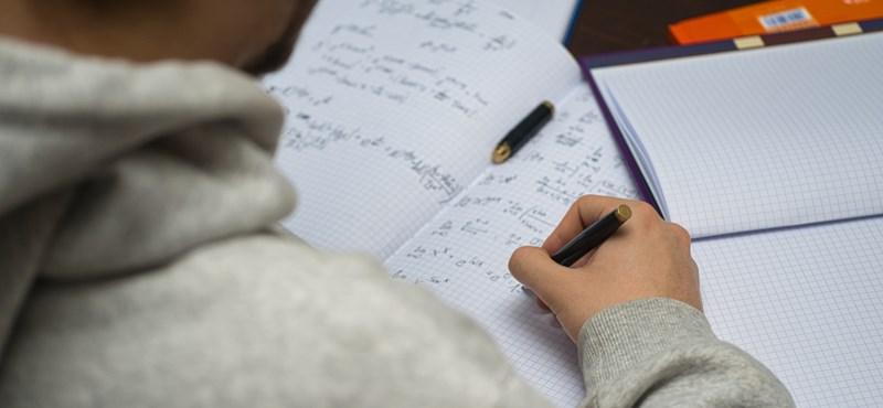Íme néhány kiemelkedő budapesti hatosztályos gimnázium, ahol a matematikai tudásra különös figyelmet fordítanak: